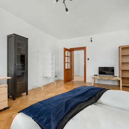 Apartman Przytulny Legionow Z Parkingiem By Renters Wrocław